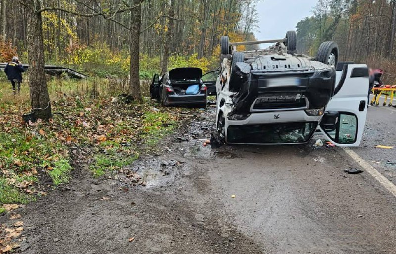 Fatal accident on the Lviv-Lutsk highway: driver killed, nine others injured