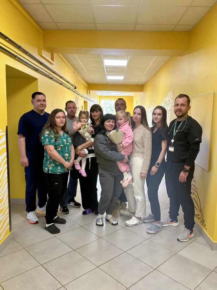 У Львові двом дівчаткам одночасно пересадили нирки від одного донора