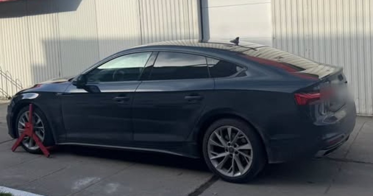 In "Schehyn" wurde ein in Schweden gestohlenes Audi aus der Datenbank des Interpol gefunden